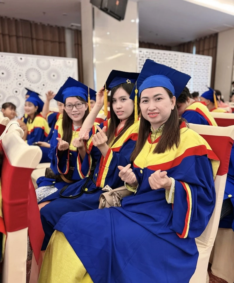 Một Cánh Cửa Mới Mở Ra, Khép Lại Chương Đẹp Nhất Cuộc Đời