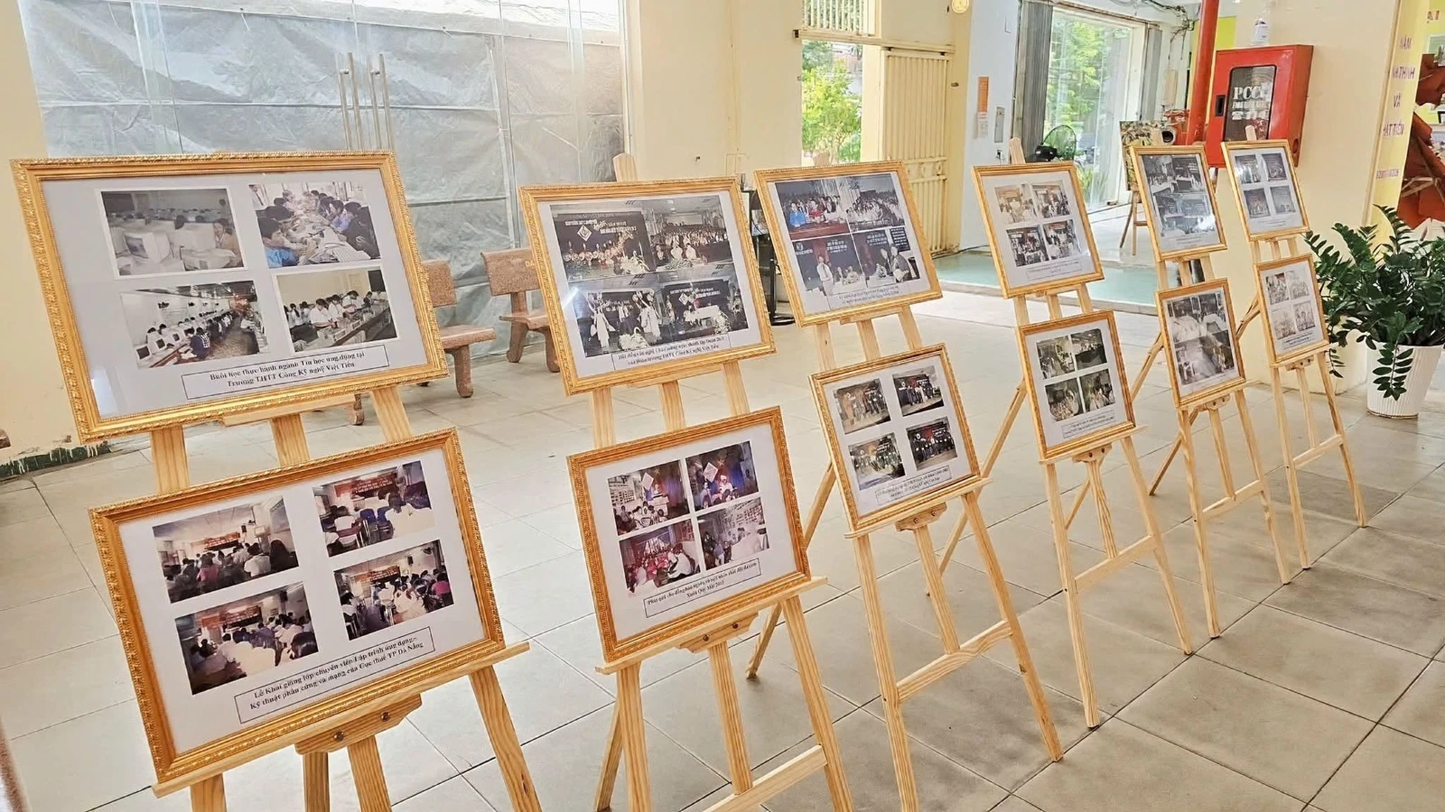 NHỮNG HÌNH ẢNH ĐẦU TIÊN TỪ LỄ KỶ NIỆM 25 NĂM HÌNH THÀNH VÀ PHÁT TRIỂN TRƯỜNG CAO ĐẲNG ĐẠI VIỆT ĐÀ NẴNG