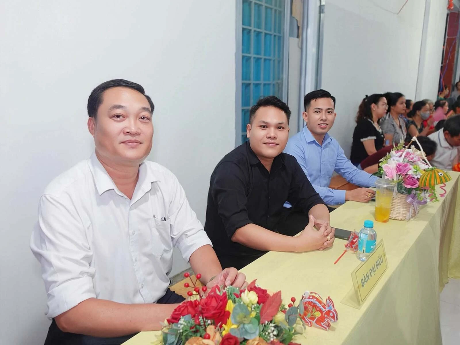 RỘN RÀNG ĐÊM HỘI “TRUNG THU YÊU THƯƠNG” NĂM 2026 - TRAO GIẢI HỘI THI LÀM LỒNG ĐÈN CHO CÁC CHI ĐOÀN LỚP