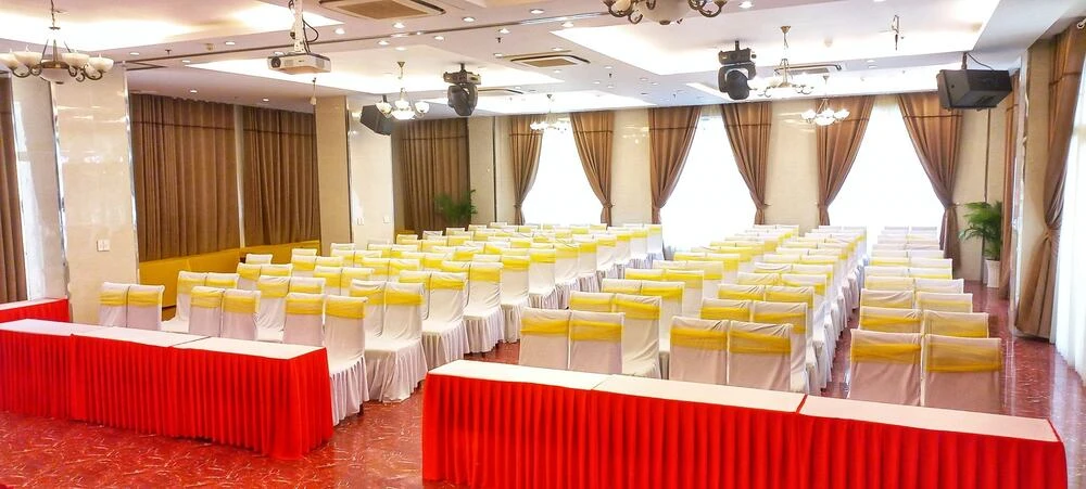 Sân Khấu Chung Kết Hội Thi Văn Nghệ Đại Việt Đã Sẵn Sàng