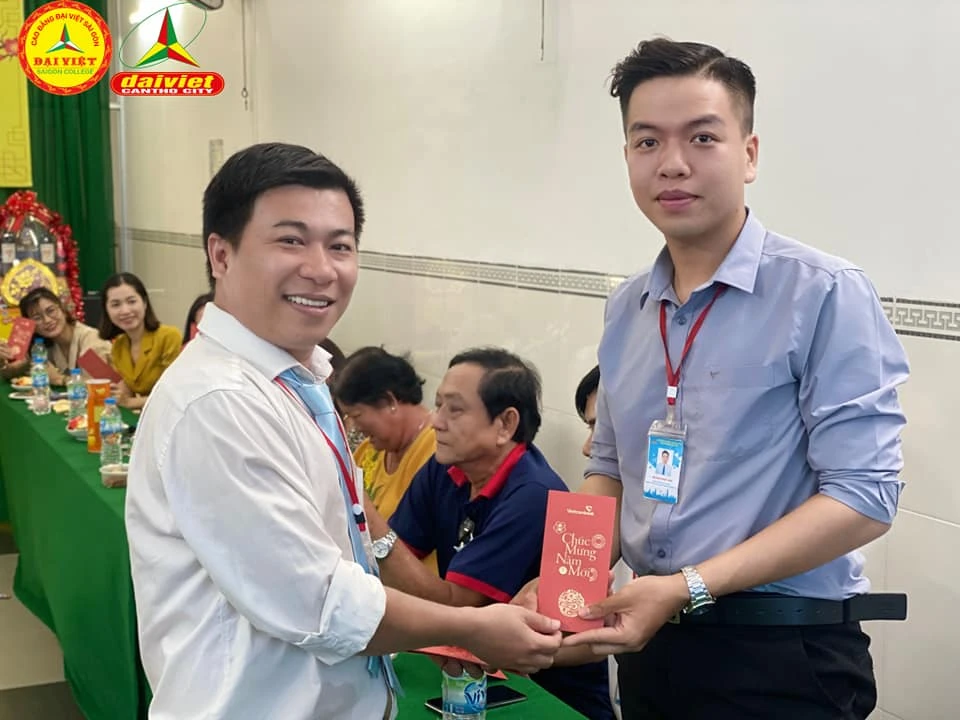 Tân Niên Khai Xuân Giáp Thìn 2024