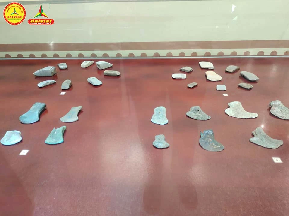 Thanh Niên Đại Việt Cần Thơ Về Nguồn Dâng Hương Quốc Tổ Hùng Vương – Hành Trình Tri Ân Và Tự Hào Dân Tộc