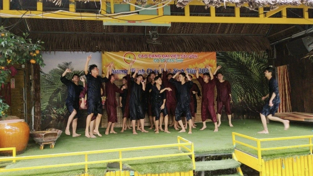 Thông Báo Về Việc Tổ Chức Chương Trình Chào Đón Tân Sinh Viên 2023 Chủ Đề