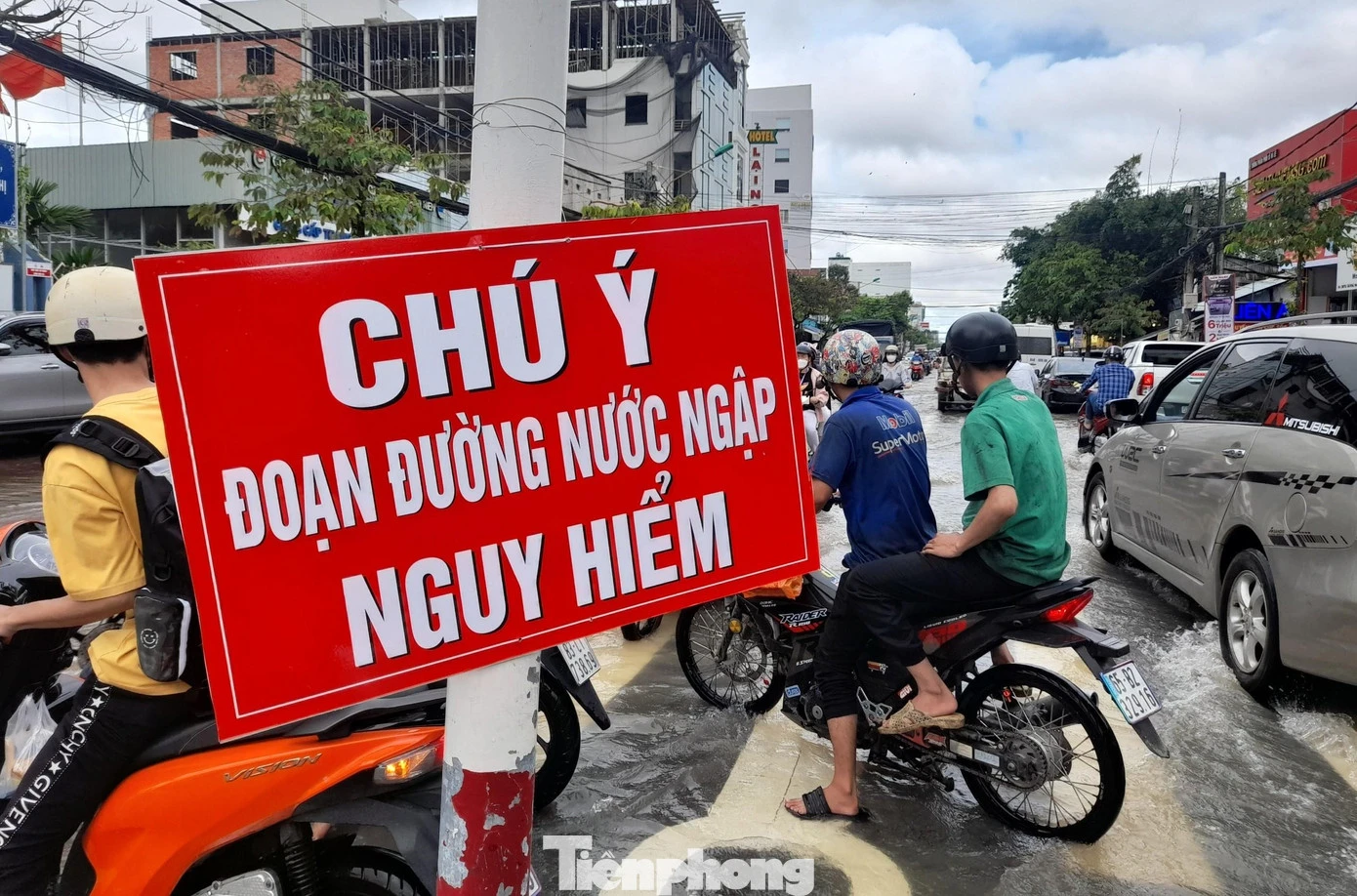 Triều Cường Tại Cần Thơ 'Bất Ngờ' Lập Kỷ Lục Mới