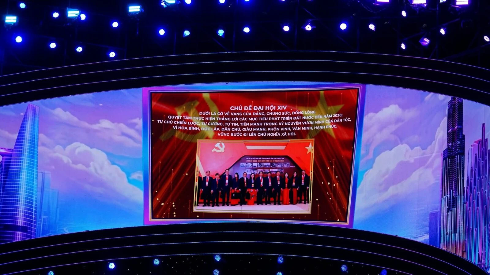 TRƯỜNG CAO ĐẲNG ĐẠI VIỆT SÀI GÒN CHUNG TAY THÀNH PHỐ NGHĨA TÌNH – KẾT NỐI YÊU THƯƠNG