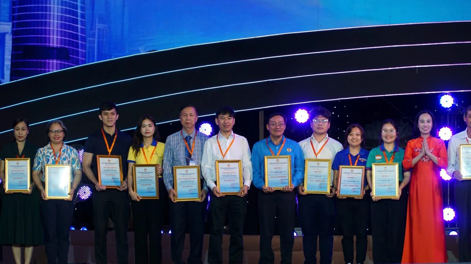 TRƯỜNG CAO ĐẲNG ĐẠI VIỆT SÀI GÒN CHUNG TAY THÀNH PHỐ NGHĨA TÌNH – KẾT NỐI YÊU THƯƠNG