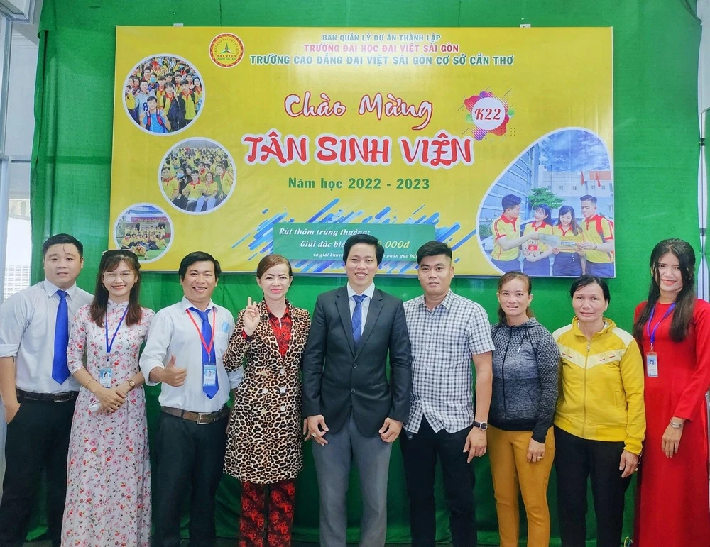 Đại Việt Cần Thơ tổ chức Lễ Khai Giảng Cho Sinh Viên Nhập Học Đợt 4 Năm Học 2022 - 2023