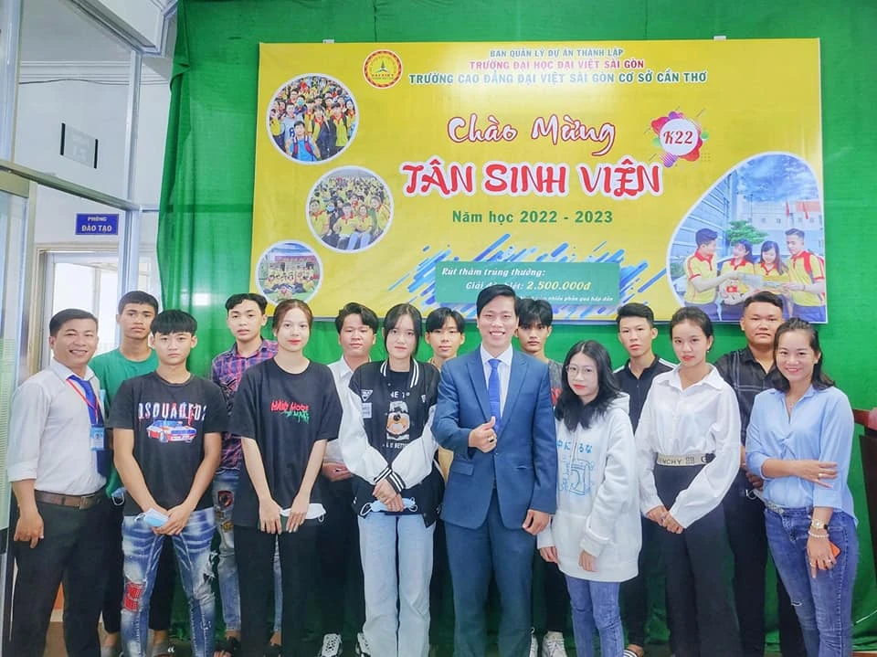 Đại Việt Cần Thơ tổ chức Lễ Khai Giảng Cho Sinh Viên Nhập Học Đợt 5 Năm Học 2022 - 2023