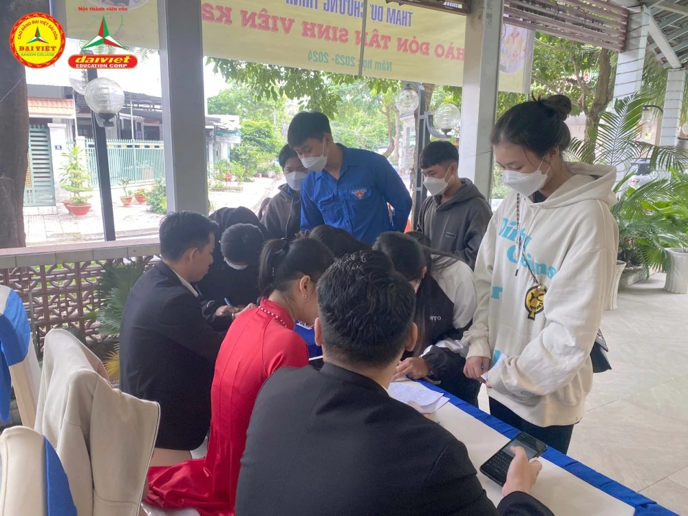 Trường Cao Đẳng Đại Việt Tp Cần Thơ Tổ Chức Chương Trình Khai Giảng Cho Sinh Viên Nhập Học Đợt 4 Năm Học 2023 - 2024