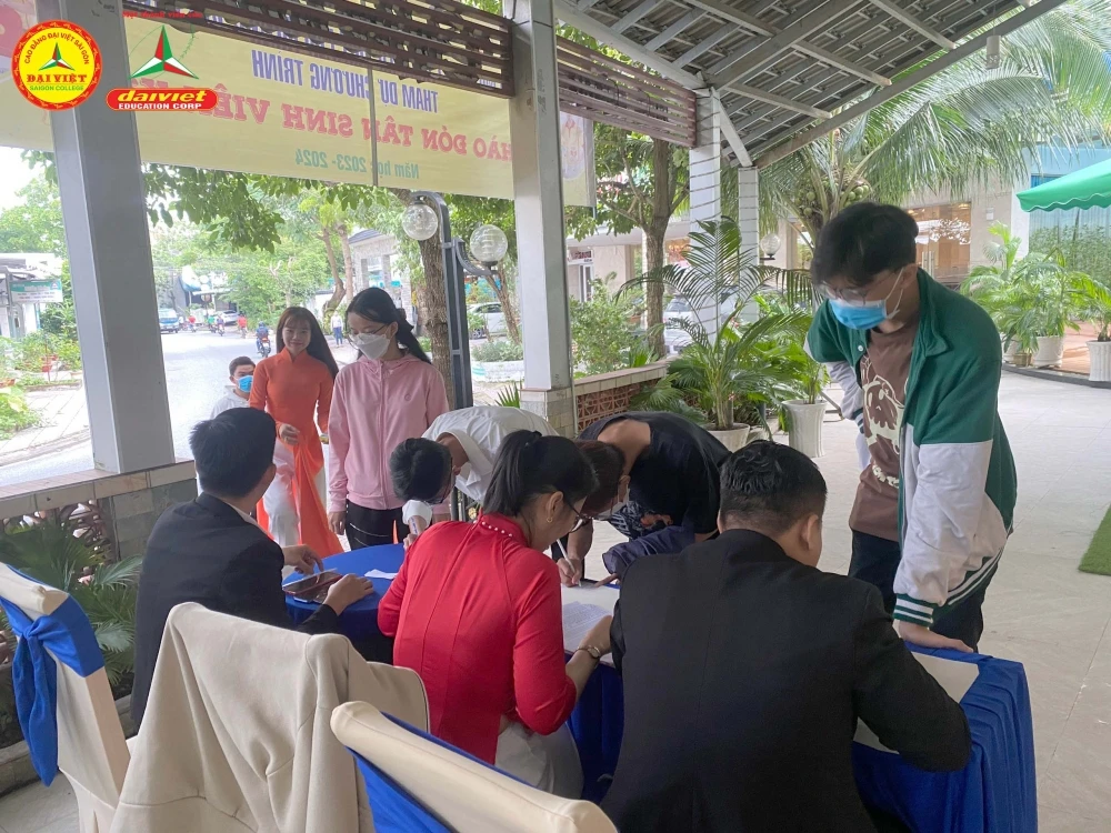 Trường Cao Đẳng Đại Việt Tp Cần Thơ Tổ Chức Chương Trình Khai Giảng Cho Sinh Viên Nhập Học Đợt 4 Năm Học 2023 - 2024