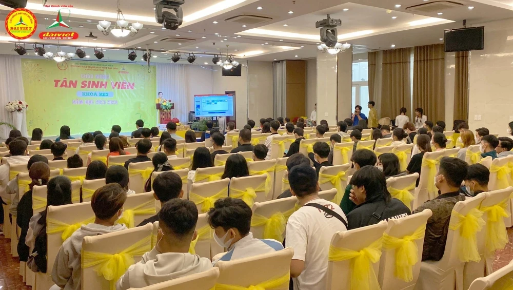 Trường Cao Đẳng Đại Việt Tp Cần Thơ Tổ Chức Chương Trình Khai Giảng Cho Sinh Viên Nhập Học Đợt 4 Năm Học 2023 - 2024