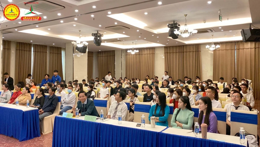 Trường Cao Đẳng Đại Việt Tp Cần Thơ Tổ Chức Chương Trình Khai Giảng Cho Sinh Viên Nhập Học Đợt 4 Năm Học 2023 - 2024