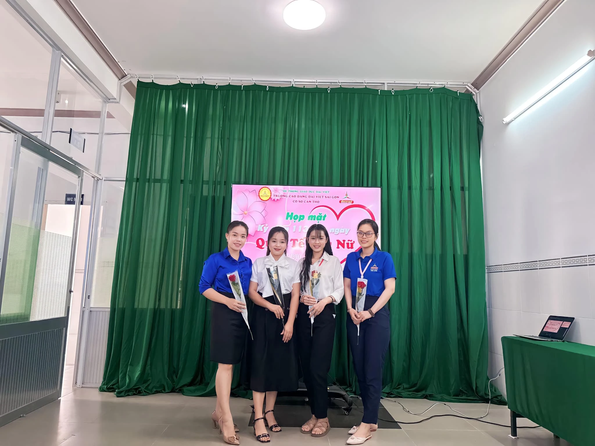 Trường Đại Việt Cần Thơ Họp Mặt Kỷ Niệm 113 Năm Ngày Quốc Tế Phụ Nữ 8/3