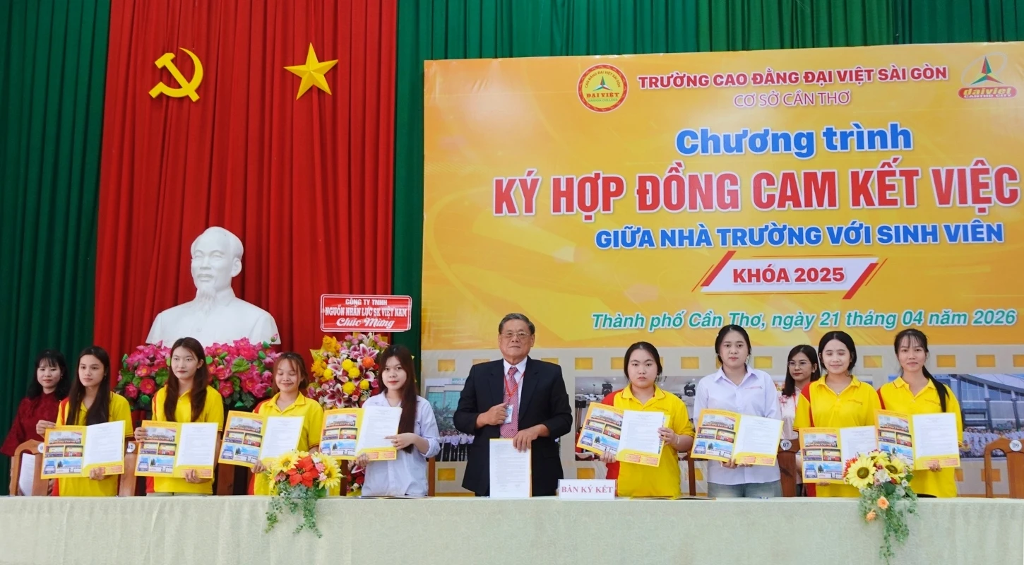 100% VIỆC LÀM SAU TỐT NGHIỆP – CÓ THẬT KHÔNG?