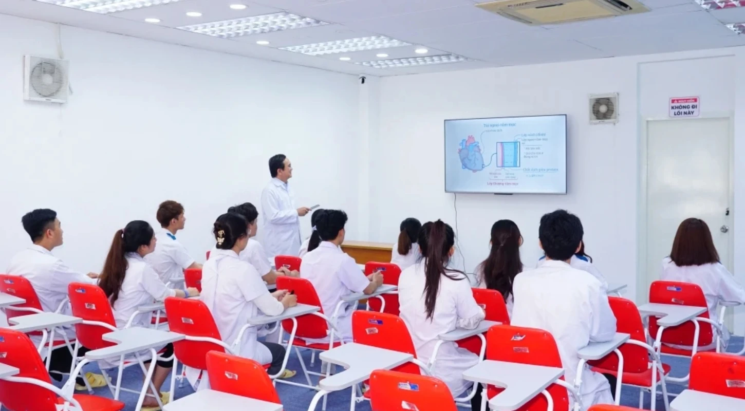 Cơ Sở Vật Chất, Trang Thiết Bị Y Tế Cần Thiết Tại Trường Học