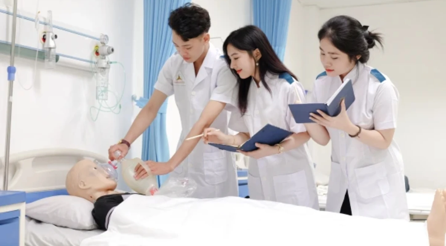 Cùng Tìm Hiểu Sinh Viên Ngành Y Tại Trường Đại Việt Cần Thơ
