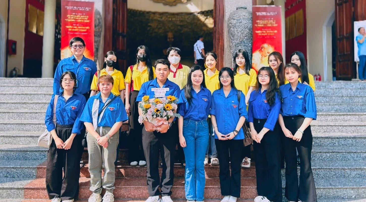 ĐẠI VIỆT CẦN THƠ TỔ CHỨC HOẠT ĐỘNG “THAM QUAN, VỀ NGUỒN” TẠI BẢO TÀNG THÀNH PHỐ CẦN THƠ NĂM 2026