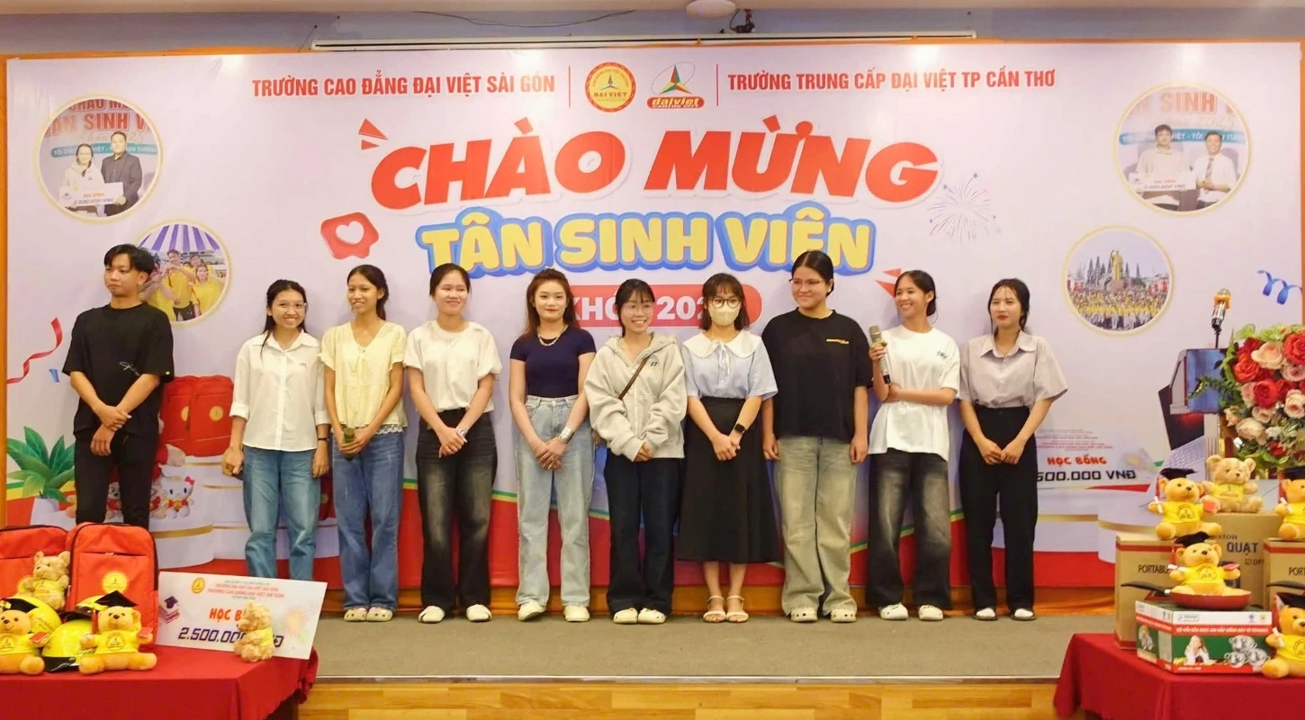 TÂN SINH VIÊN ĐỢT 2 ƠI… CÓ HẸN NÈ!