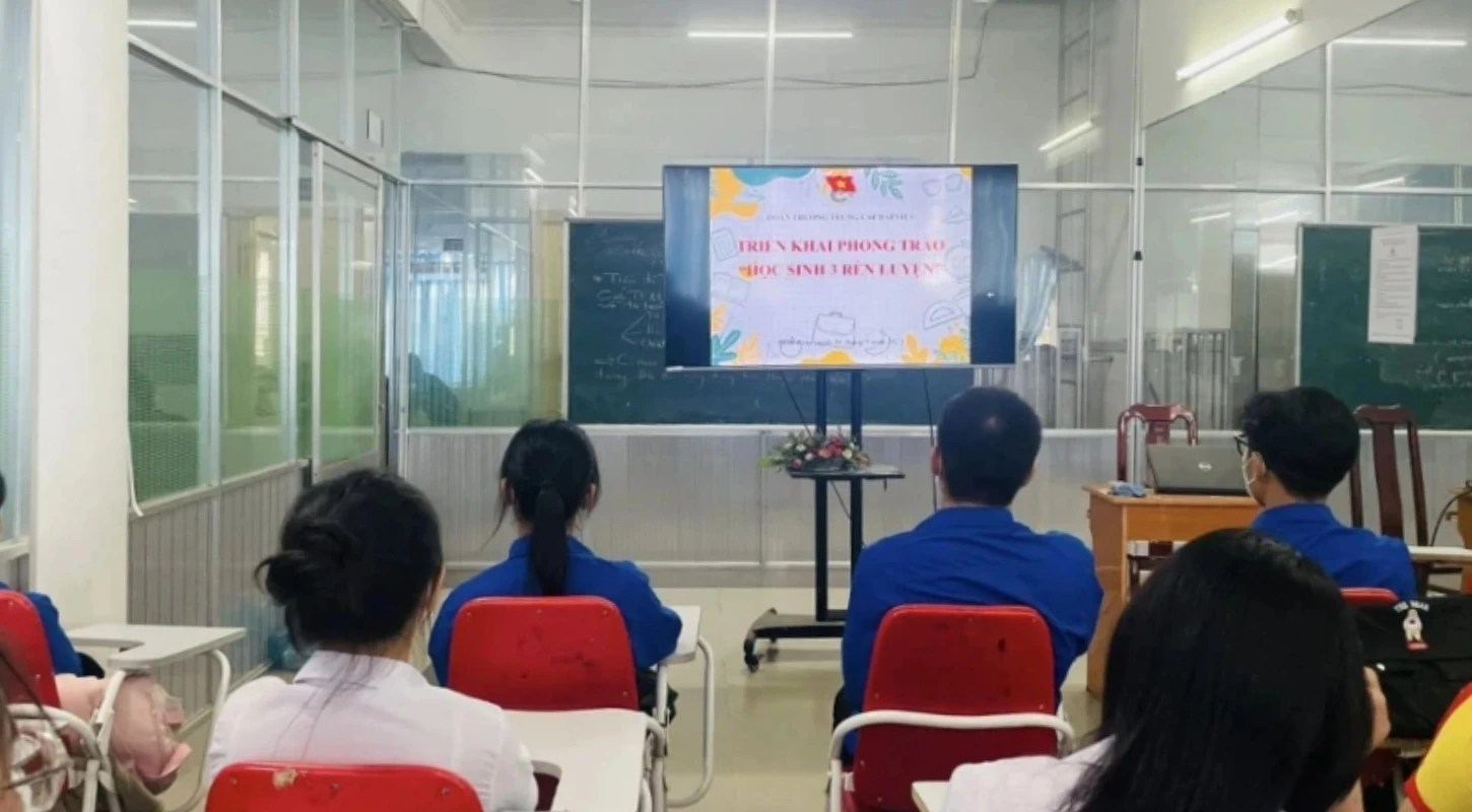 Triển Khai Phong Trào “Học Sinh 3 Rèn Luyện”