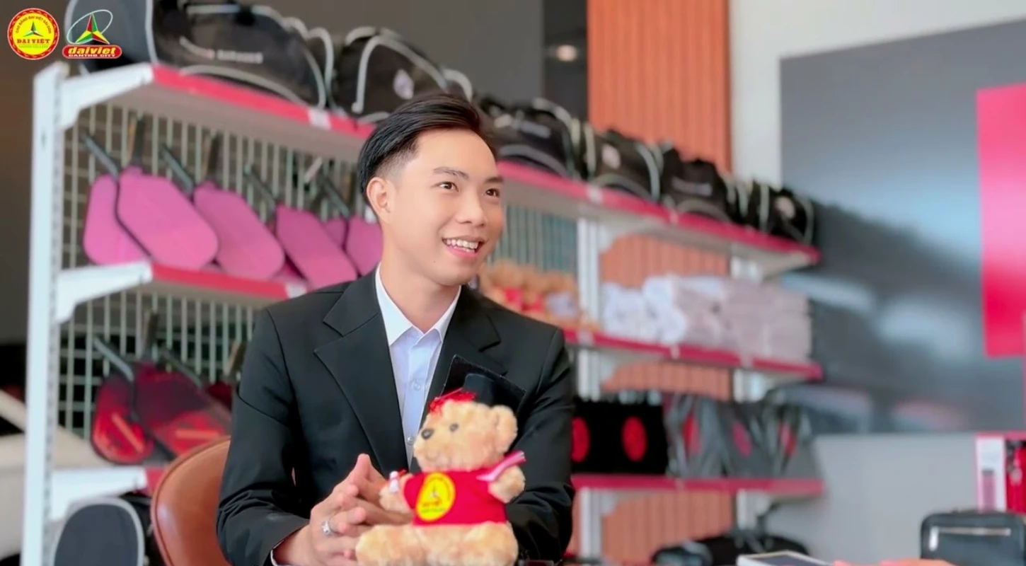 TỪ GIẢNG ĐƯỜNG ĐẾN THỰC TẾ CÂU CHUYỆN CỦA BẠN MÃ VĂN TÀI CỰU SINH VIÊN NGÀNH CÔNG NGHỆ Ô TÔ TẠI ĐẠI VIỆT CẦN THƠ