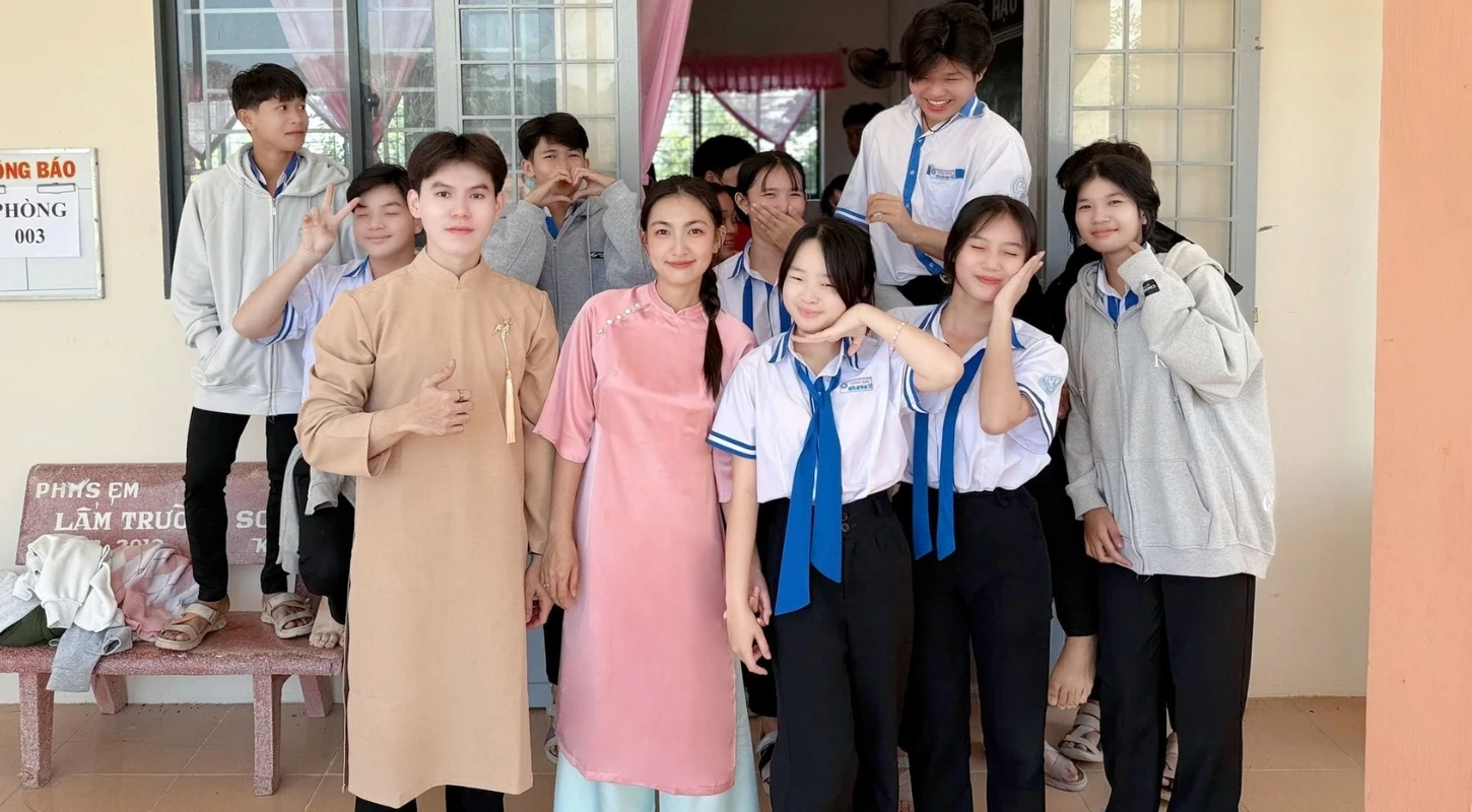 Tư Vấn Tuyển Sinh Hướng Nghiệp Trường Đại Việt Cần Thơ Tại Hậu Giang