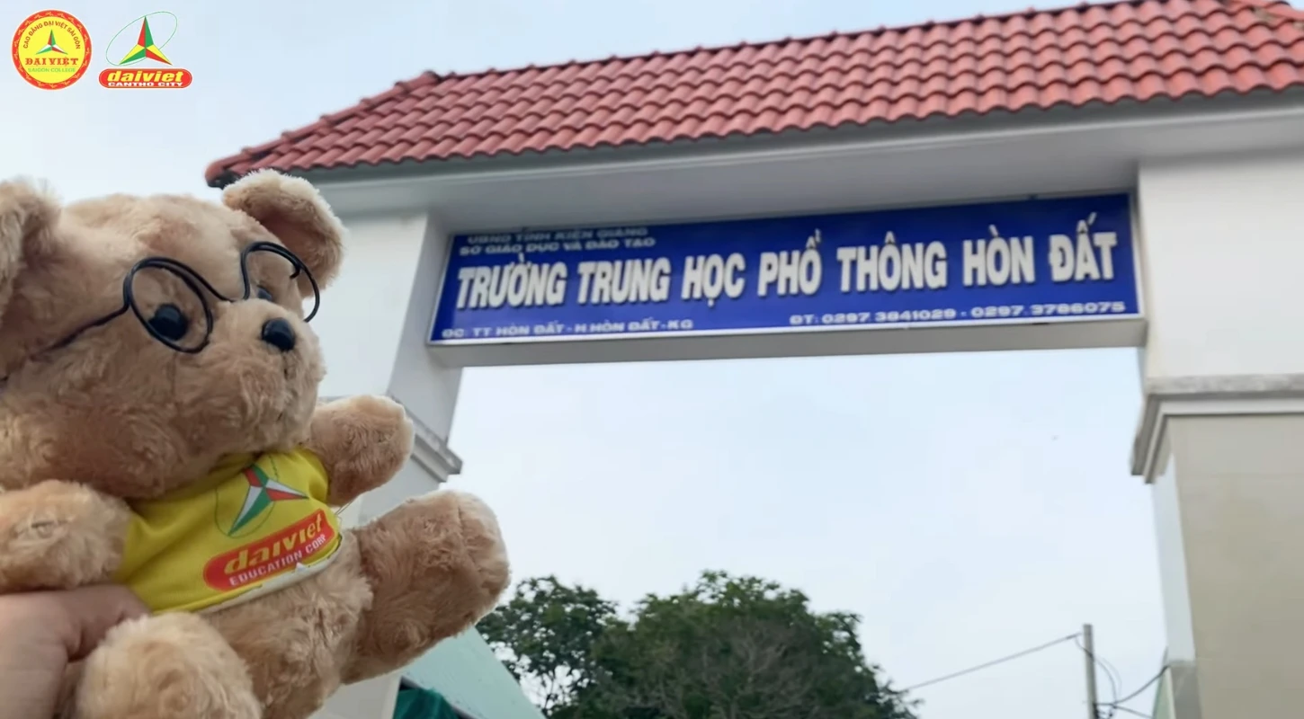 Tư Vấn Tuyển Sinh Hướng Nghiệp Trường Đại Việt Cần Thơ Tại Kiên Giang