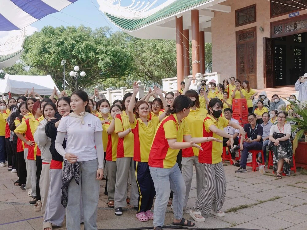 CHÀO ĐÓN TÂN SINH VIÊN 2025 – SÔI ĐỘNG CÙNG MINI GAME ĐẠI VIỆT