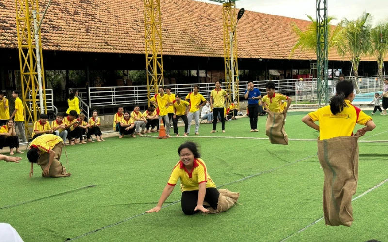 Chương Trình Chào Tân Sinh Viên Đại Việt 2023 | Đại Việt Cần Thơ