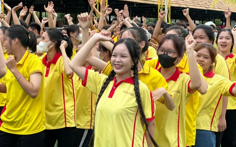 Chương Trình Chào Tân Sinh Viên Đại Việt 2023 | Đại Việt Cần Thơ