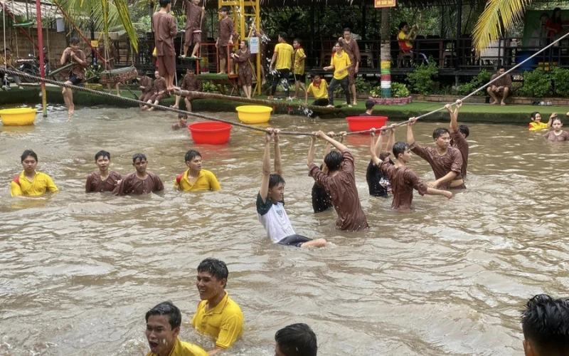 Chương Trình Chào Tân Sinh Viên Đại Việt 2023 | Đại Việt Cần Thơ