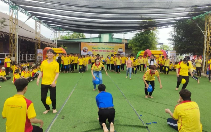 Chương Trình Chào Tân Sinh Viên Đại Việt 2023 | Đại Việt Cần Thơ