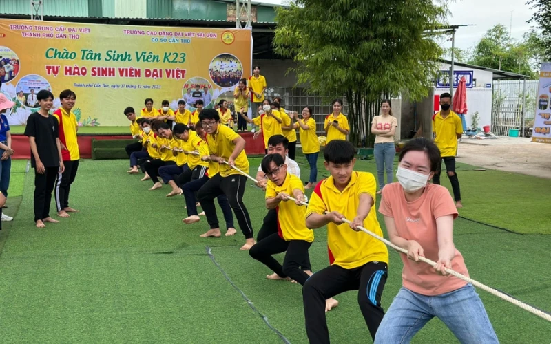 Chương Trình Chào Tân Sinh Viên Đại Việt 2023 | Đại Việt Cần Thơ