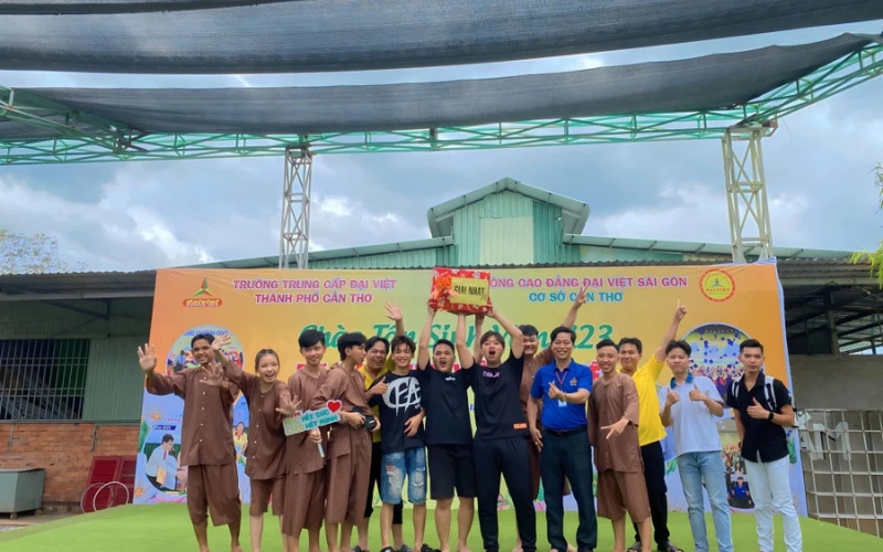 Chương Trình Chào Tân Sinh Viên Đại Việt 2023 | Đại Việt Cần Thơ