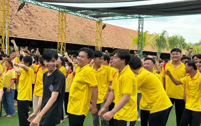 Chương Trình Chào Tân Sinh Viên Đại Việt 2023 | Đại Việt Cần Thơ