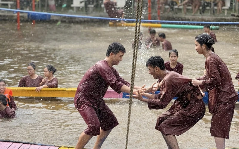 Chương Trình Chào Tân Sinh Viên Đại Việt 2024 | Đại Việt Cần Thơ
