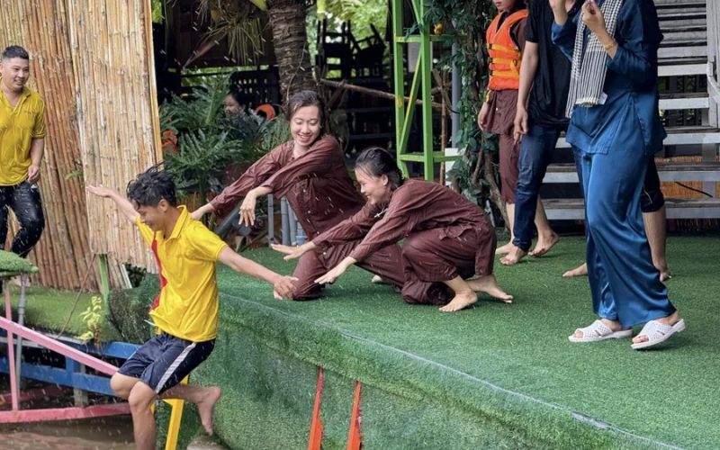 Chương Trình Chào Tân Sinh Viên Đại Việt 2024 | Đại Việt Cần Thơ