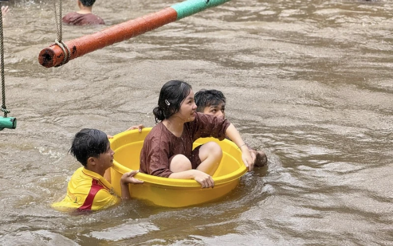 Chương Trình Chào Tân Sinh Viên Đại Việt 2024 | Đại Việt Cần Thơ
