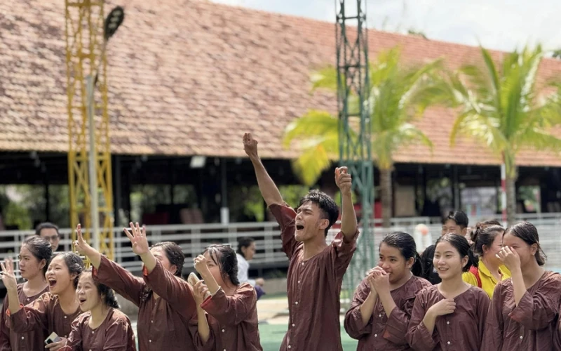 Chương Trình Chào Tân Sinh Viên Đại Việt 2024 | Đại Việt Cần Thơ