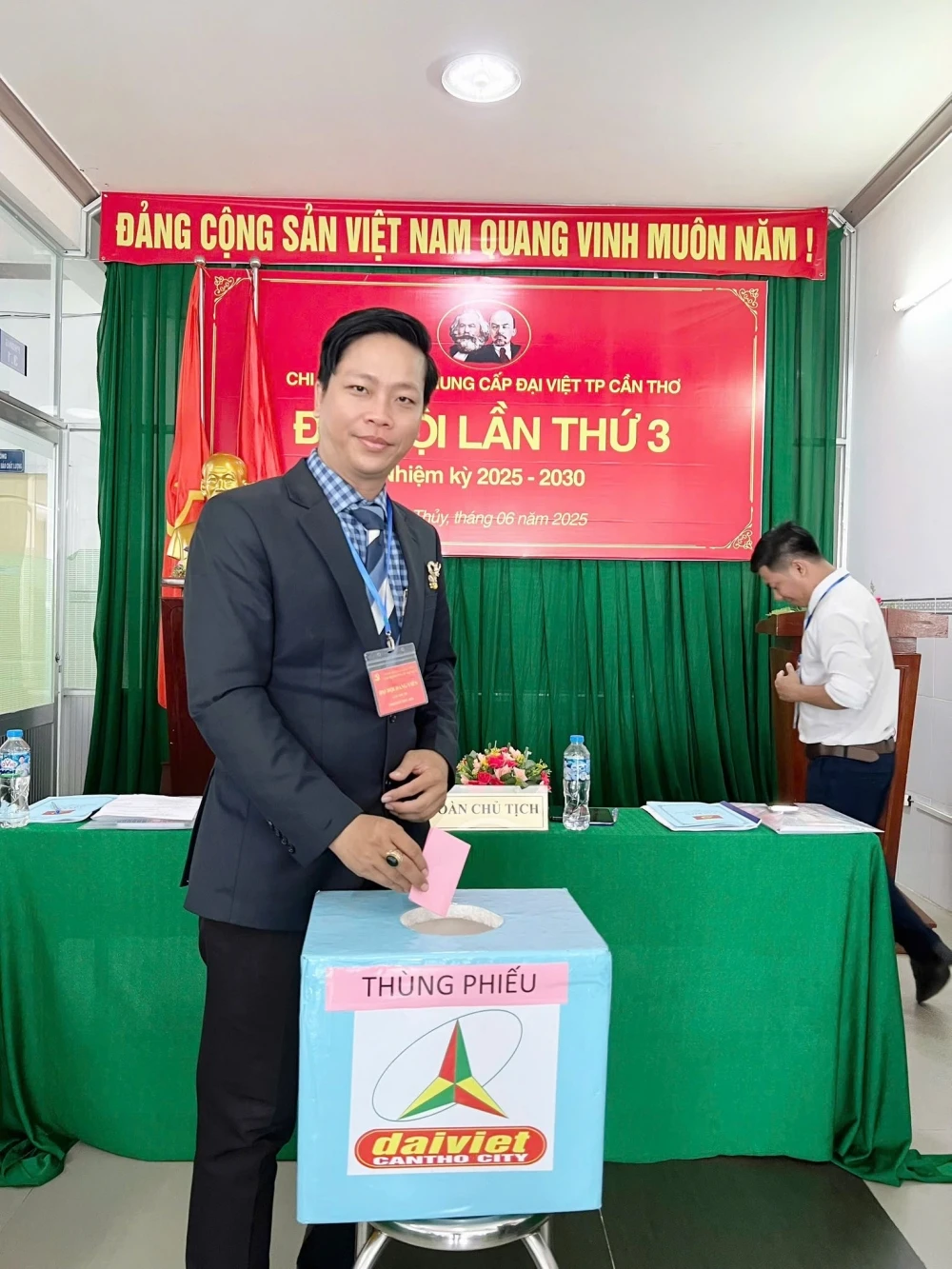 Đại hội Chi bộ lần III Trường Trung Cấp Đại Việt TP Cần Thơ 2025–2030