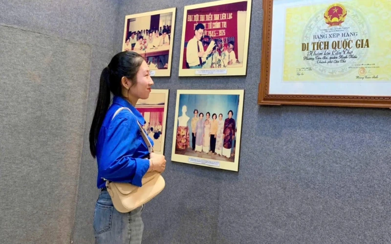 Hành Trình Về Nguồn Của Sinh Viên Trường Trung Cấp Đại Việt TP. Cần Thơ Tại Khám Lớn