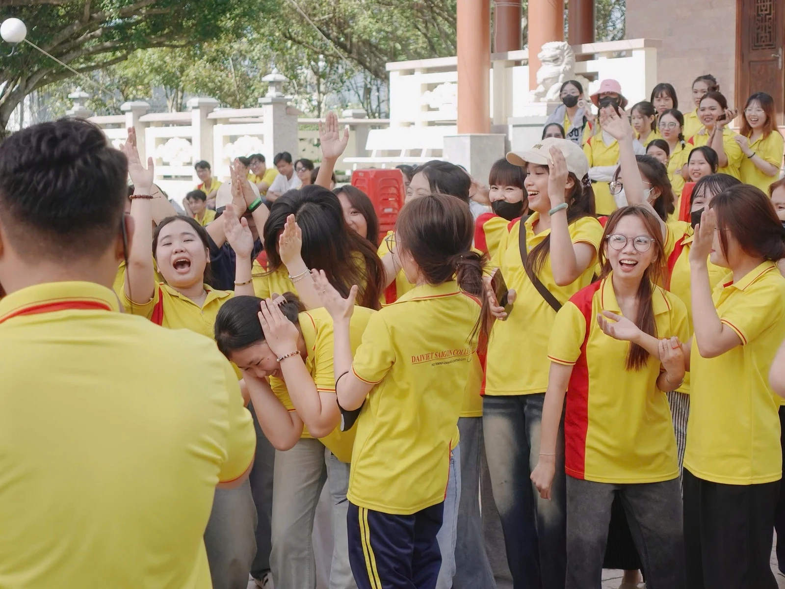 HỌC HẾT MÌNH, CHÁY HẾT SỨC CÙNG THANH XUÂN ĐẠI VIỆT!