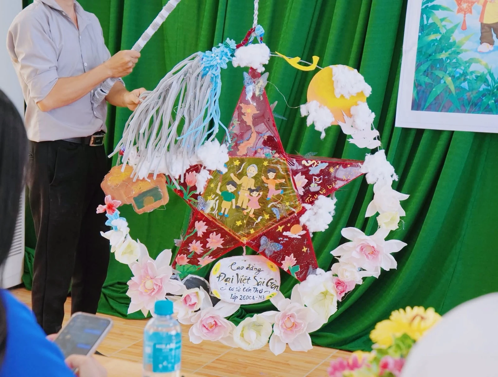 HỘI THI LÀM LỒNG ĐÈN TRUNG THU - CHỦ ĐỀ: TRUNG THU CHO EM