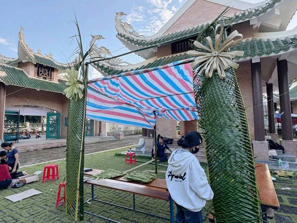 Không Khí Trước Giờ G – Chào Đón Tân Sinh Viên 2025 Đại Việt Cần Thơ