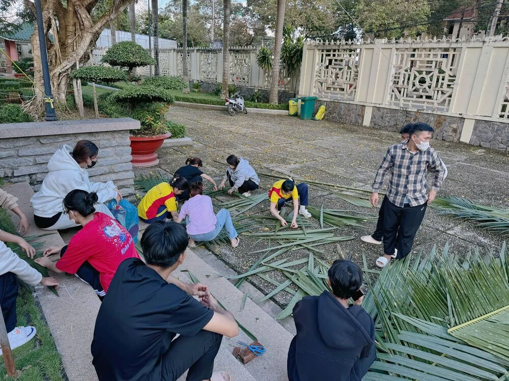 Không Khí Trước Giờ G – Chào Đón Tân Sinh Viên 2025 Đại Việt Cần Thơ