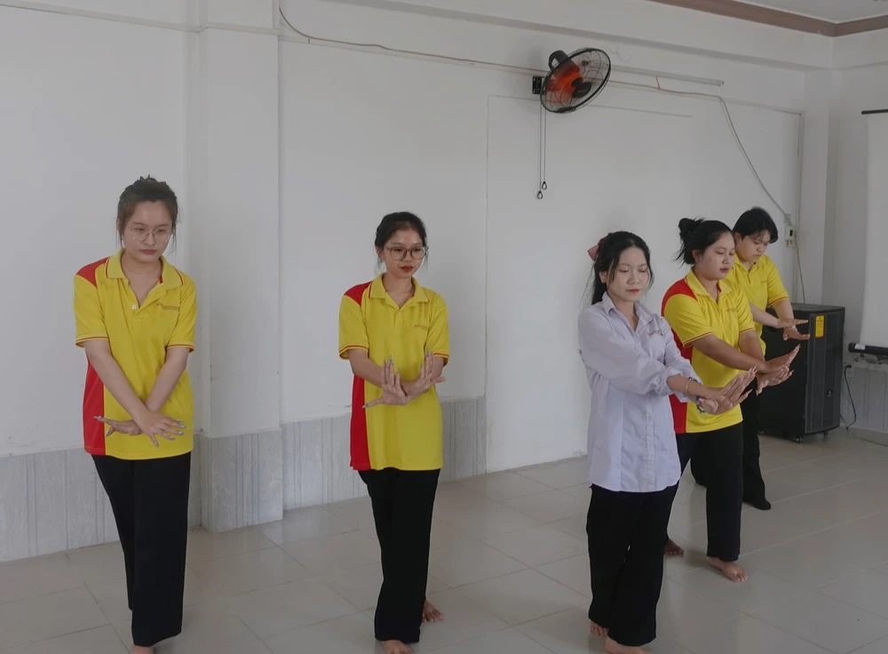 Không Khí Vòng Loại Văn Nghệ Chào Đón Tân Sinh Viên 2025 Trường Đại Việt Cần Thơ