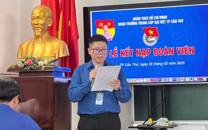 Lễ Kết Nạp Đoàn Viên 2025 – Trường Trung Cấp Đại Việt TP. Cần Thơ