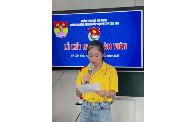 Lễ Kết Nạp Đoàn Viên 2025 – Trường Trung Cấp Đại Việt TP. Cần Thơ