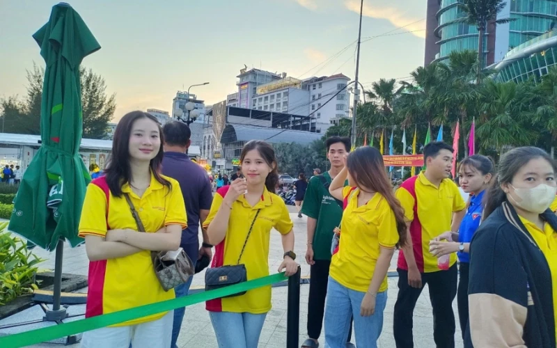 Ngày hội Du lịch - Đêm Hoa đăng Ninh Kiều lần VII tại Cần Thơ