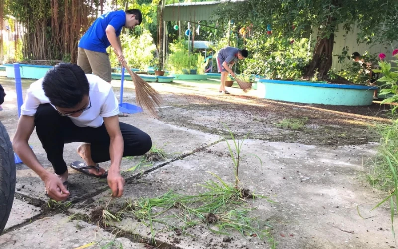 Nhật Ký Mùa Hè Xanh 2023 – Hành Trình Ngày Đầu Của Sinh Viên Đại Việt Cần Thơ