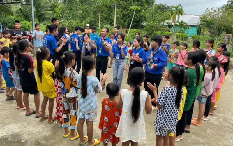 Nhật Ký Mùa Hè Xanh 2023 Ngày 4 – Hoạt Động Vì Đàn Em Thân Yêu